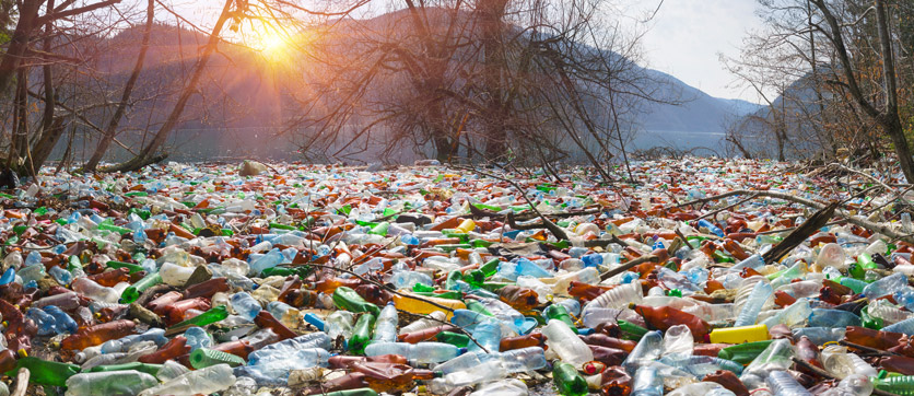 plastica nei mari e come aiutare l'ambiente prevenendo il problema con un depuratore