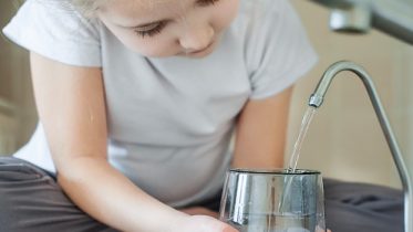 Depuratore acqua sottolavello ad uso domestico