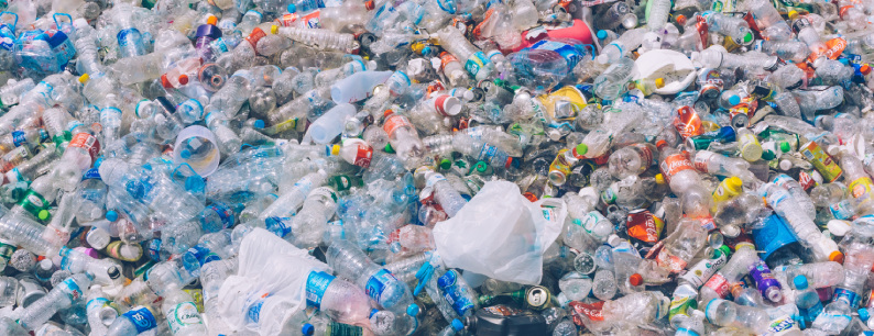 Il peso della plastica sulla terra equivale a 8 miliardi di tonnellate