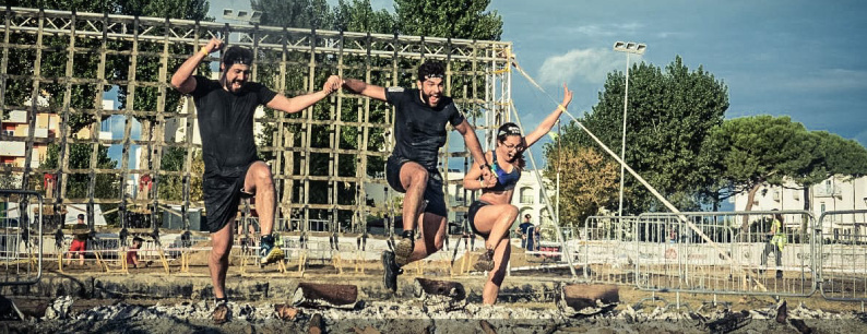 Ultimo ostacolo della gara Spartan Race di Misano Adriatico