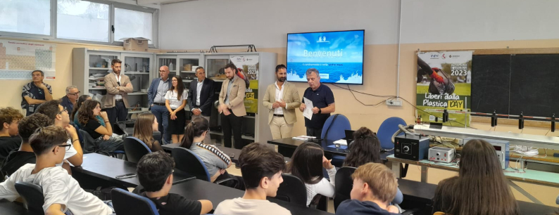 Incontro didattico con le classi terze dell’Istituto Tecnico Statale “Nervi-Galilei”